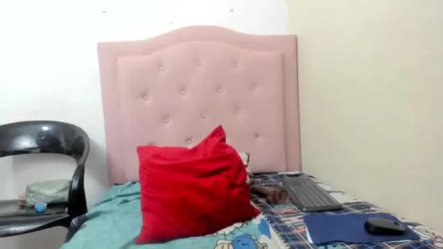 Image 10 of evelyn_sexyhot21 Stream on Chaturbate on 15 months ago