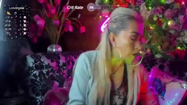 Image 12 of evelynagrey Stream on Chaturbate on 13 months ago