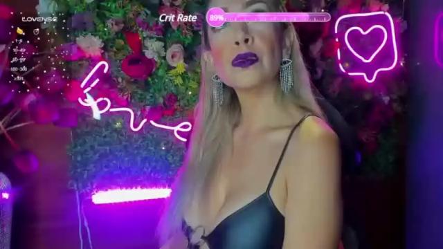 Image 7 of evelynagrey Stream on Chaturbate on 13 months ago
