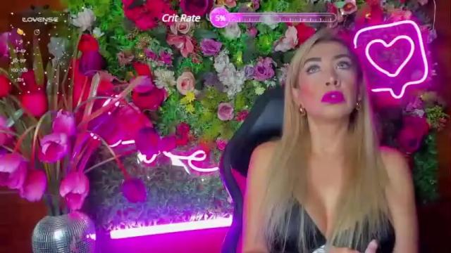 Image 6 of evelynagrey Stream on Chaturbate on 13 months ago