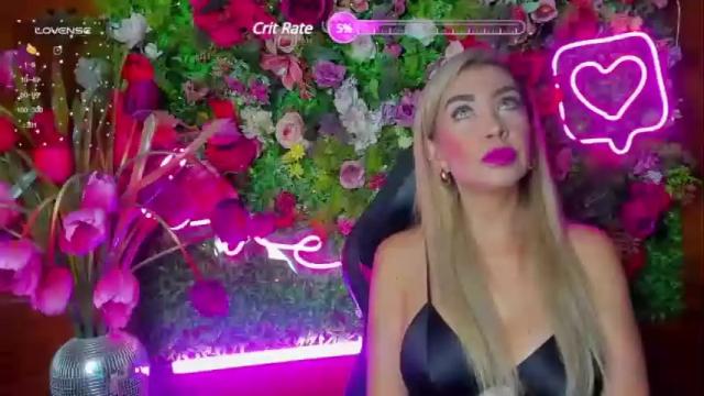 Image 7 of evelynagrey Stream on Chaturbate on 13 months ago