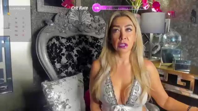 Image 3 of evelynagrey Stream on Chaturbate on 13 months ago