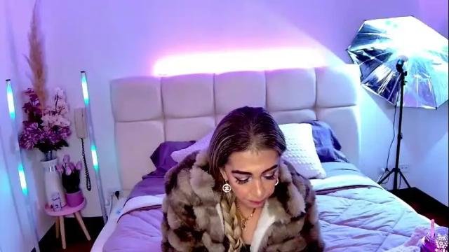 Image 11 of evelynagrey Stream on Chaturbate on 1 month ago