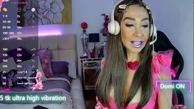 Image 12 of evelynagrey Stream on Chaturbate on 1 month ago