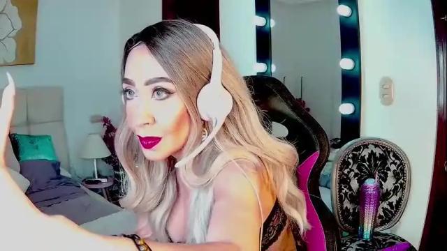 Image 10 of evelynagrey Stream on Chaturbate on 1 month ago