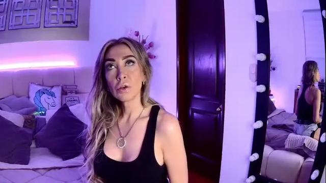 Image 8 of evelynagrey Stream on Chaturbate on 12 days ago