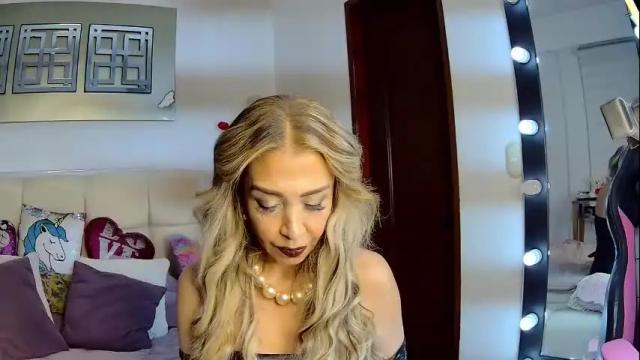 Thumbnail 1, evelynagrey's Stream at Chaturbate, 22 hours ago