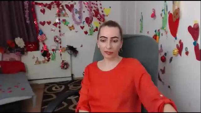 Image 2 of evelynangel Stream on Chaturbate on 4 months ago