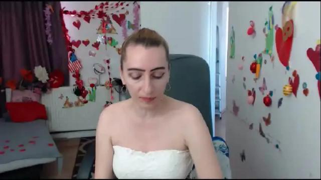 Image 7 of evelynangel Stream on Chaturbate on 4 months ago