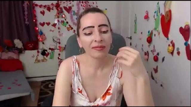 Image 11 of evelynangel Stream on Chaturbate on 4 months ago