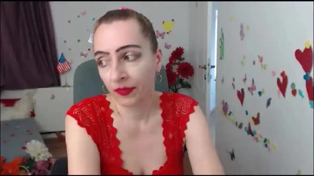 Image 11 of evelynangel Stream on Chaturbate on 3 months ago