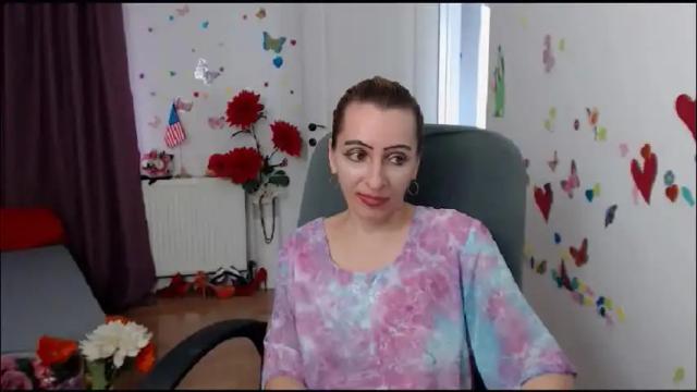 Image 4 of evelynangel Stream on Chaturbate on 2 months ago