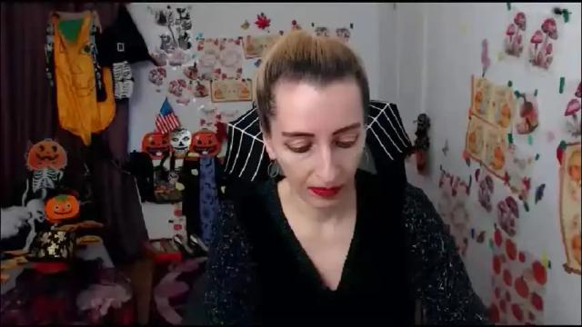 Image 11 of evelynangel Stream on Chaturbate on 4 hours ago