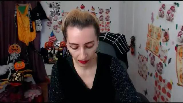 Image 2 of evelynangel Stream on Chaturbate on 4 hours ago