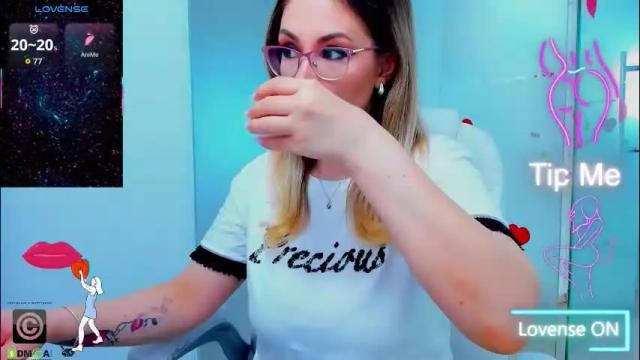 Image 2 of evelyne_rose Stream on Chaturbate on 1 month ago
