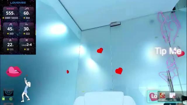 Image 3 of evelyne_rose Stream on Chaturbate on 22 days ago