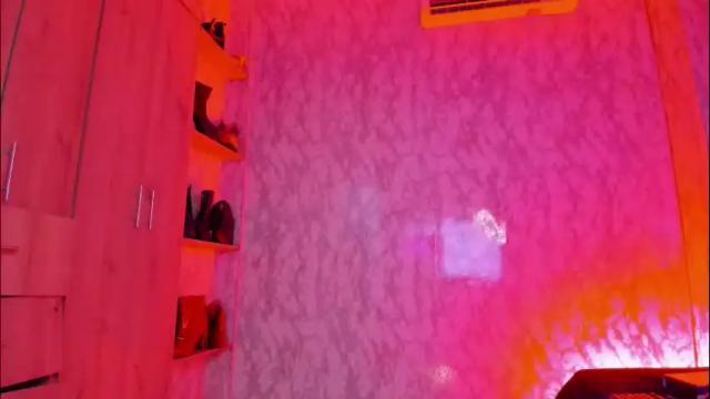 Image 6 of evelynjoness_ Stream on Chaturbate on 1 month ago
