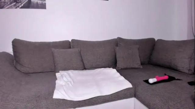 Image 12 of evelynneshawn Stream on Chaturbate on 20 days ago