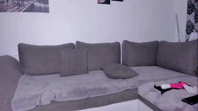 Image 8 of evelynneshawn Stream on Chaturbate on 1 month ago