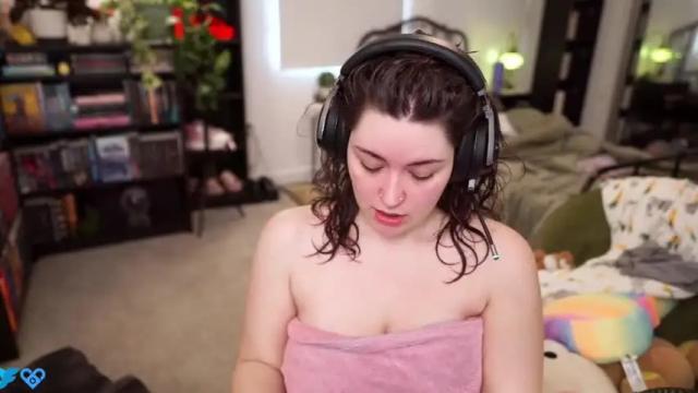 Thumbnail 1, evelynpiers's Stream at Chaturbate, 14 months ago