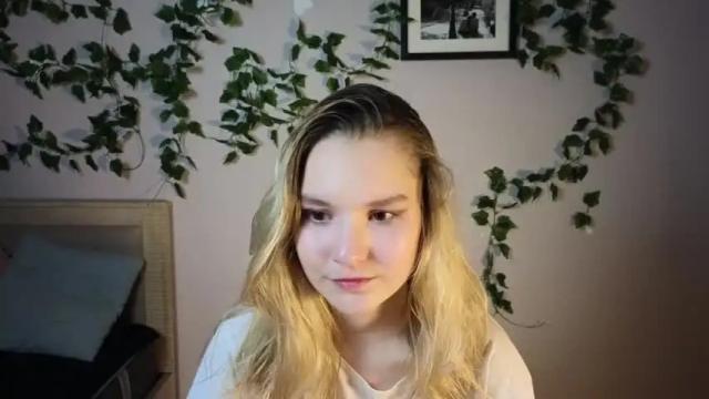 Thumbnail 3, evepearce's Stream at Chaturbate, 25 months ago