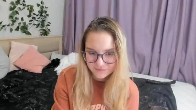 Thumbnail 3, evepearce's Stream at Chaturbate, 25 months ago