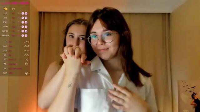 Image 11 of everlybrock Stream on Chaturbate on 20 months ago