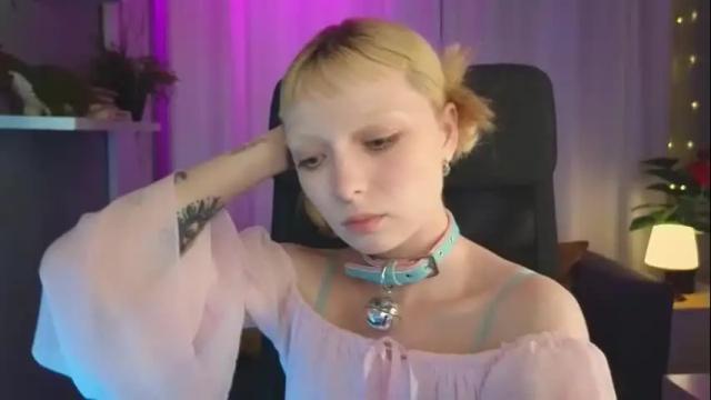 Image 10 of eves_eyes Stream on Chaturbate on 17 days ago