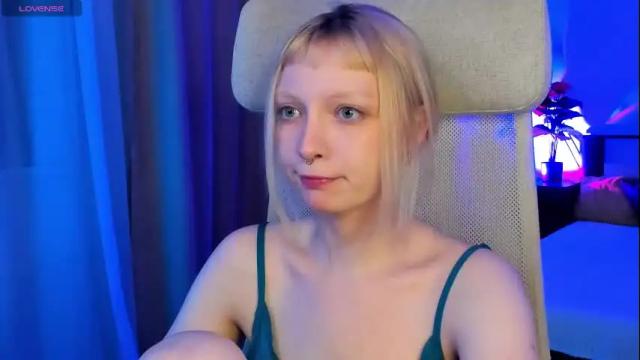 Image 8 of eves_eyes Stream on Chaturbate on 14 days ago