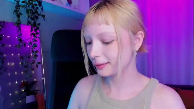Image 11 of eves_eyes Stream on Chaturbate on 11 days ago