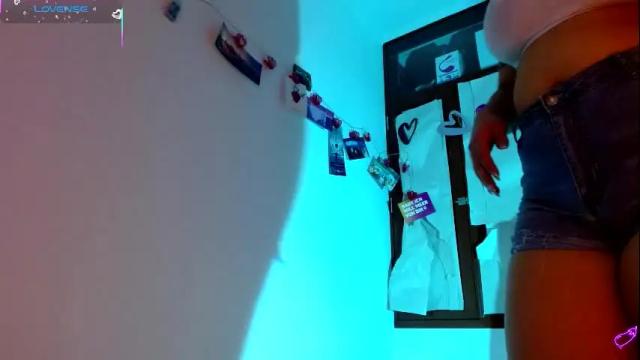 Image 2 of evethereal Stream on Chaturbate on 8 months ago