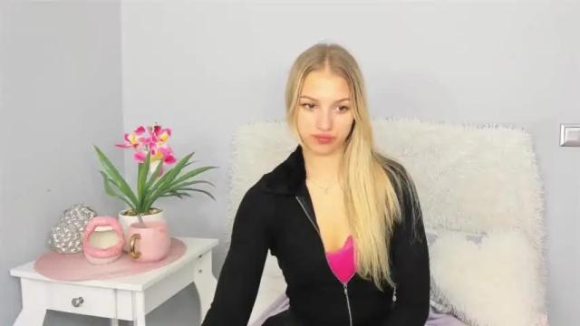 Thumbnail 1, evettegold's Stream at Chaturbate, 12 months ago