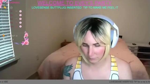 Image 12 of evey_envy Stream on Chaturbate on 18 months ago