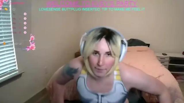 Image 7 of evey_envy Stream on Chaturbate on 18 months ago