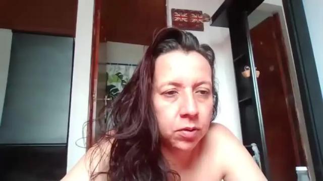 Image 2 of evhalux Stream on Chaturbate on 20 months ago