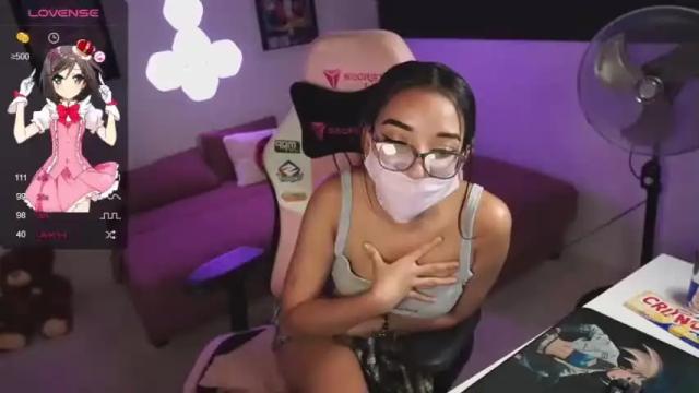 Image 4 of evi_sky Stream on Chaturbate on 24 months ago