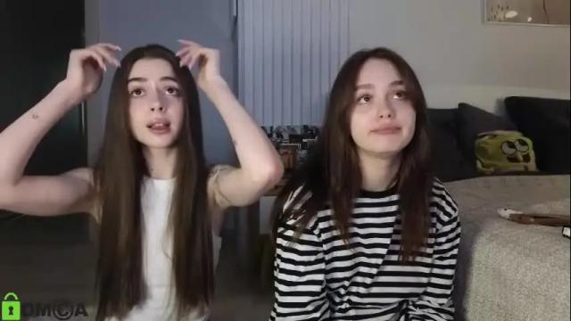 Image 10 of evi_woow Stream on Chaturbate on 5 days ago