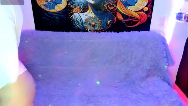 Image 10 of evie99_ Stream on Chaturbate on 3 months ago