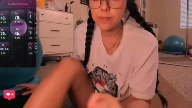 Image 12 of evie_luna Stream on Chaturbate on 5 days ago