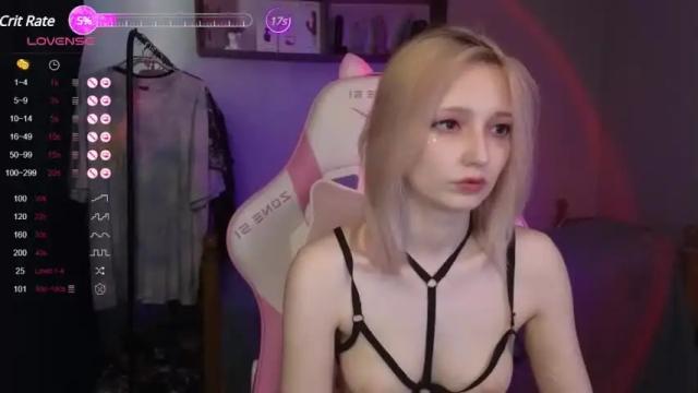 Image 11 of evie_rosen Stream on Chaturbate on 14 months ago
