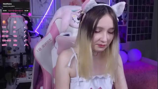 Image 11 of evie_rosen Stream on Chaturbate on 2 months ago