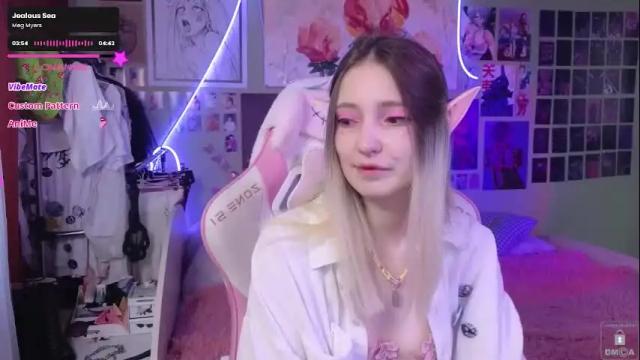 Image 7 of evie_rosen Stream on Chaturbate on 25 days ago