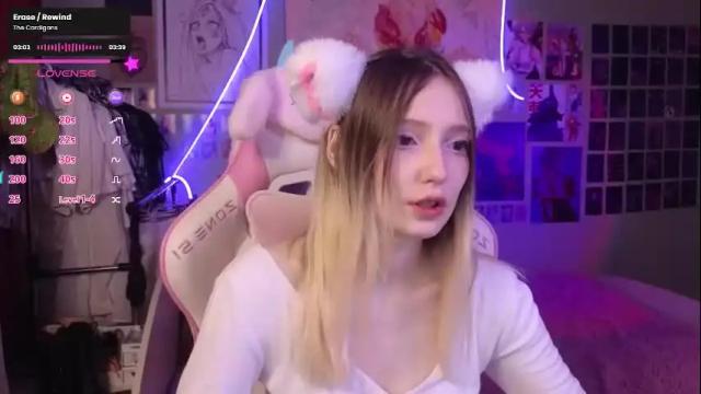 Image 6 of evie_rosen Stream on Chaturbate on 2 days ago