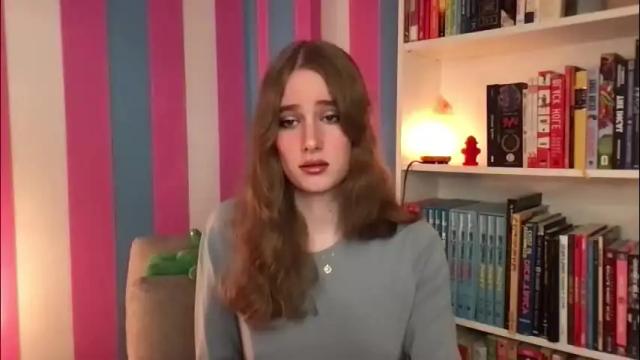 Image 2 of eviecam Stream on Chaturbate on 2 months ago