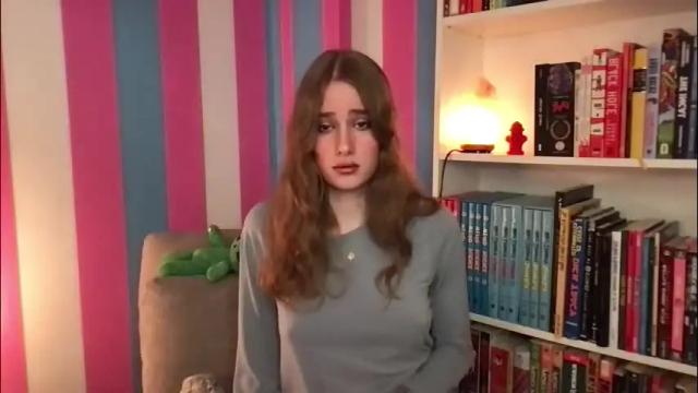 Image 4 of eviecam Stream on Chaturbate on 2 months ago