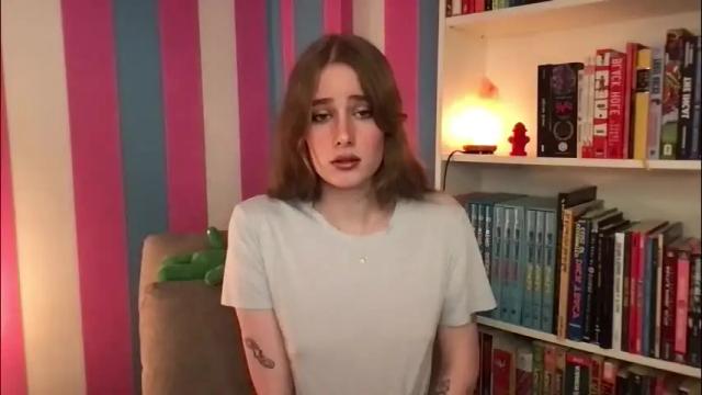 Image 7 of eviecam Stream on Chaturbate on 2 months ago