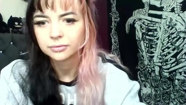 Thumbnail 3, evieestonee's Stream at Chaturbate, 19 months ago