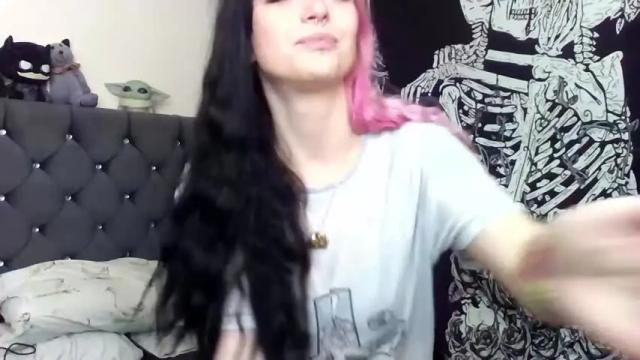 Image 2 of evieestonee Stream on Chaturbate on 18 months ago