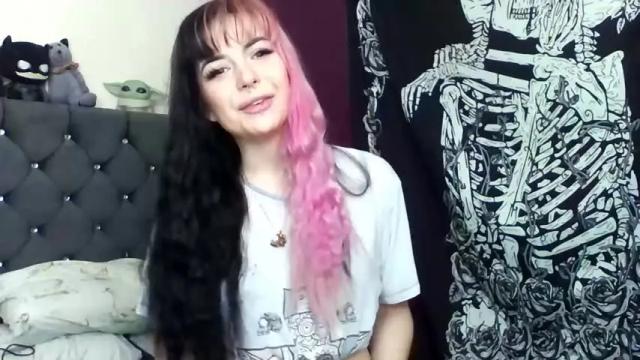 Image 6 of evieestonee Stream on Chaturbate on 18 months ago