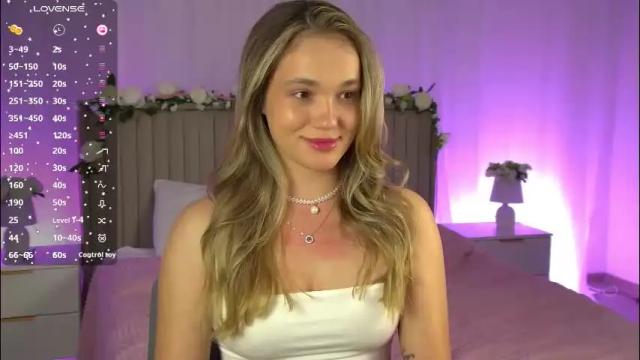 Image 11 of eviegreens Stream on Chaturbate on 1 month ago